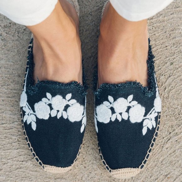 Soludos Frayed Floral Mule - Picture 1 of 4